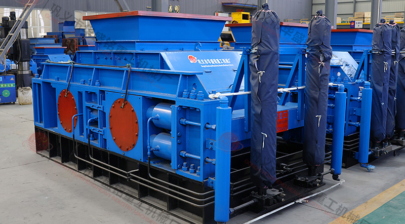 花崗巖液壓對(duì)輥制砂機(jī)廠家給出的價(jià)格是多少？