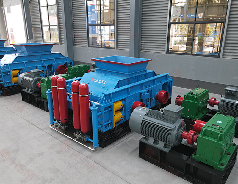 輝綠巖太硬難制砂？對輥制砂機(jī)輥皮耐磨，專破硬料產(chǎn)量穩(wěn)