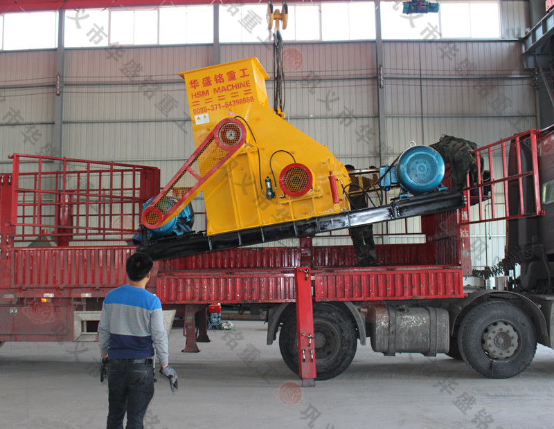 時產100噸雙級錘式粉碎機發(fā)往河北